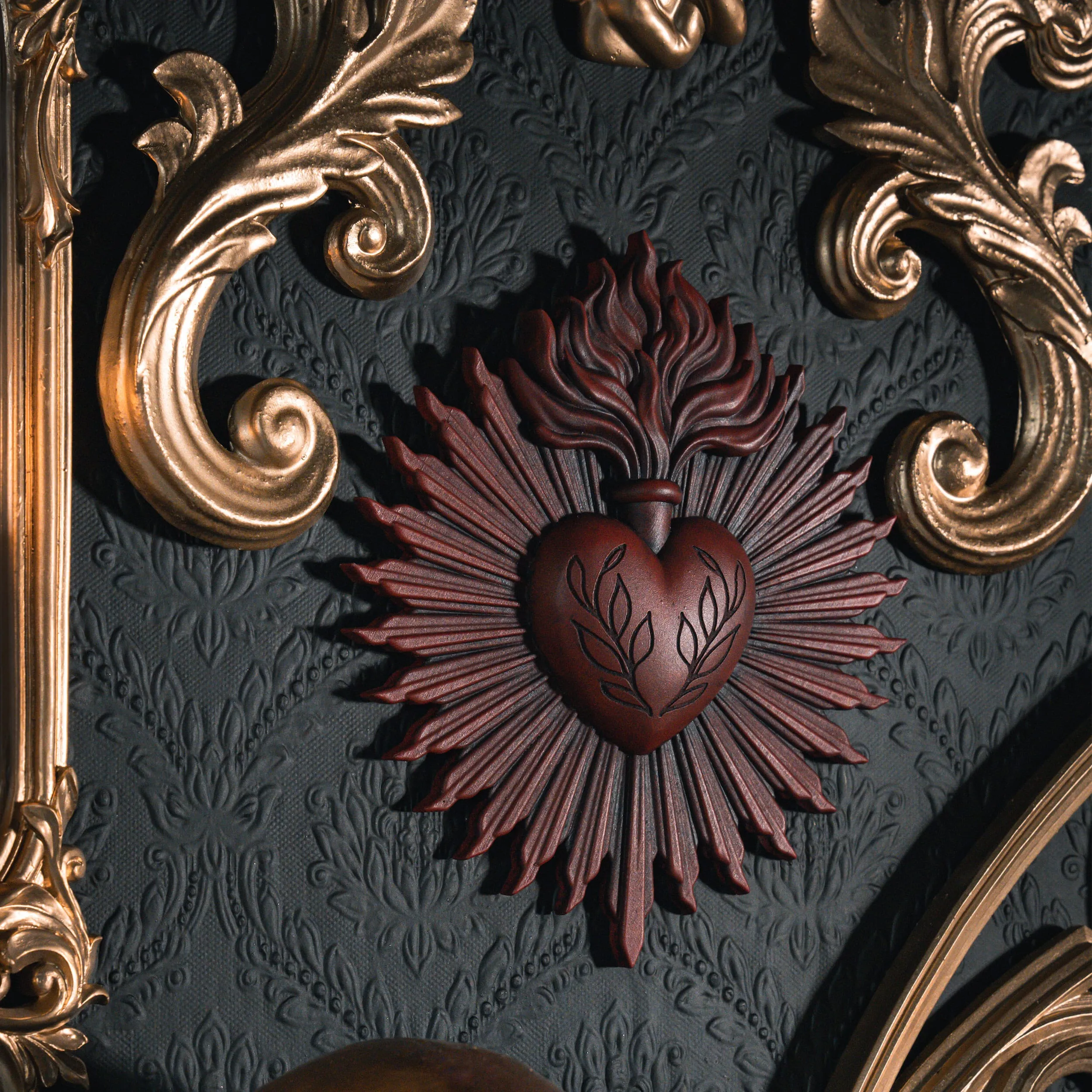 ARDOUR SACRED HEART PLAQUE