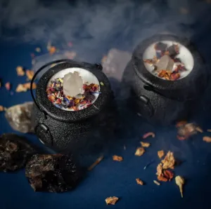 Cauldron Bath Bomb with Crystal and Flowers