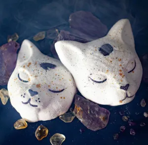 Moon Kitty Bath Bomb with Citrine Crystal