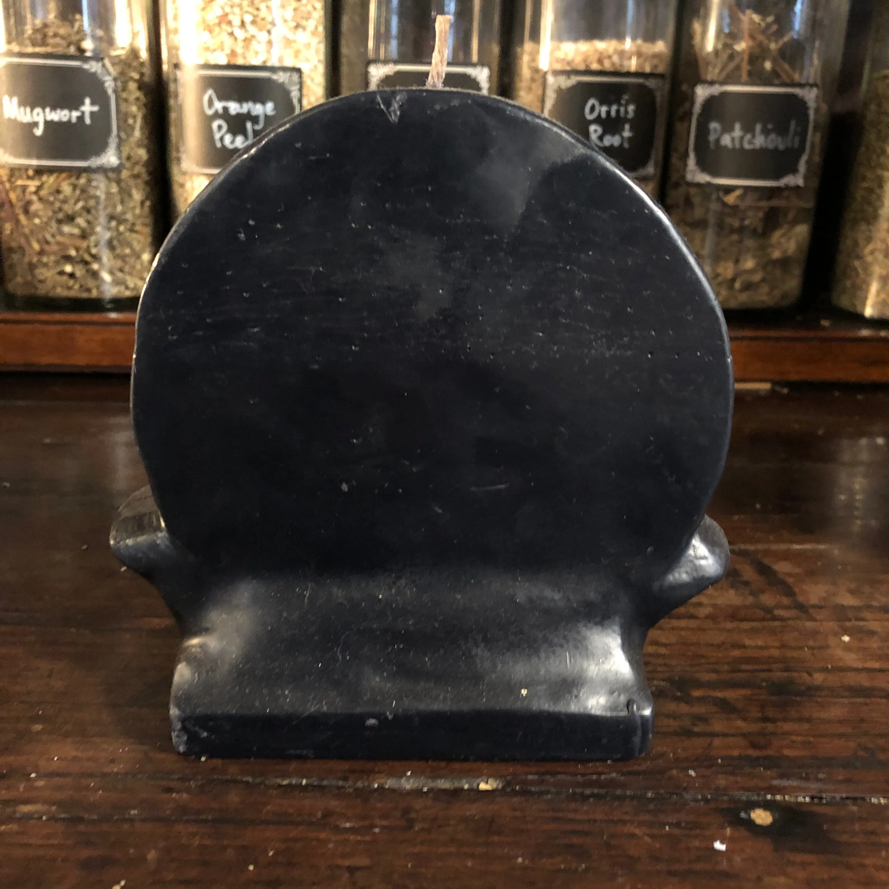 Pentagram - Altar - Beeswax - Black/Gold - Figure Candle