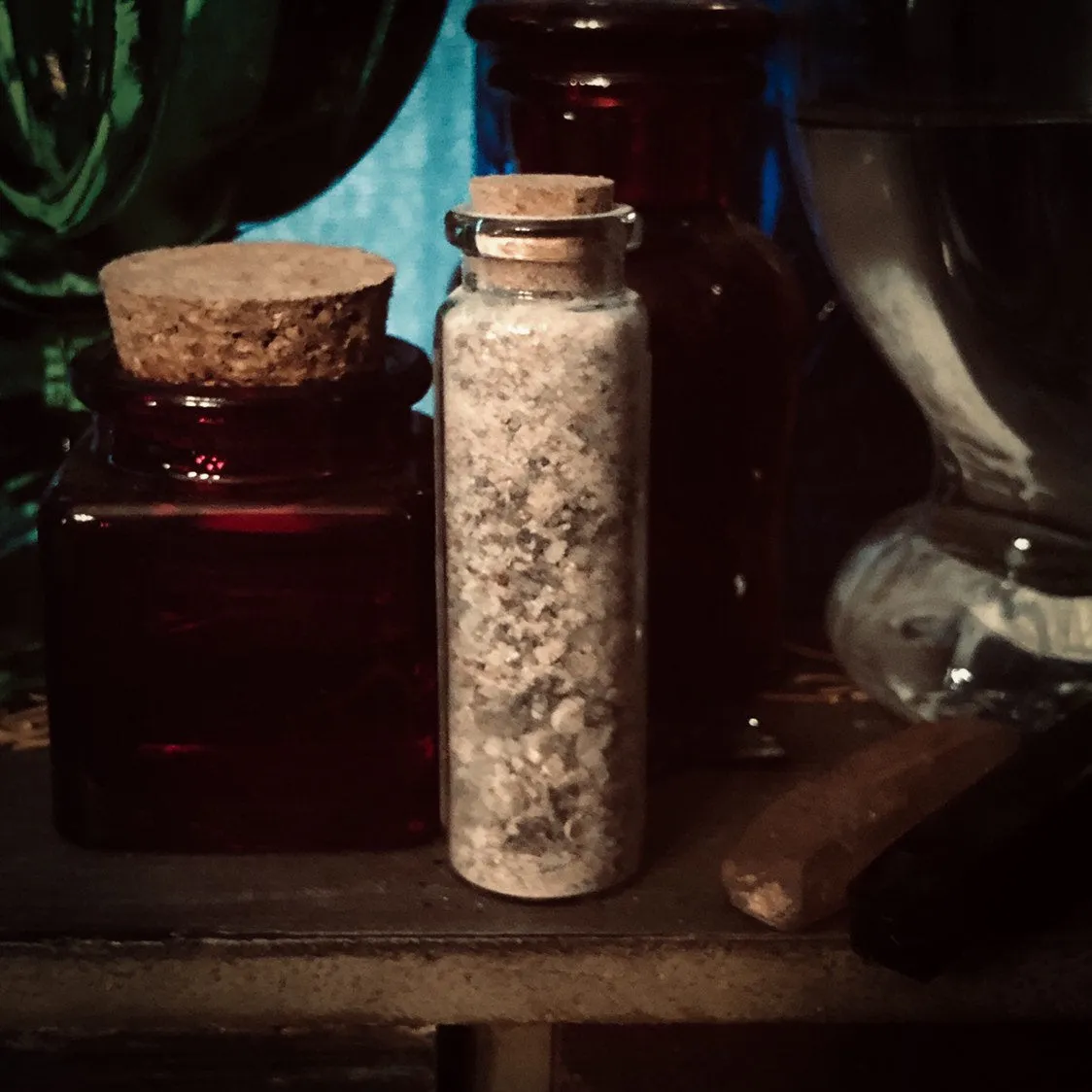 Thorn & Moon Powdered Incense - 5 Sacred Resins - frankincense, myrrh, palo santo, dragonsblood, white copal