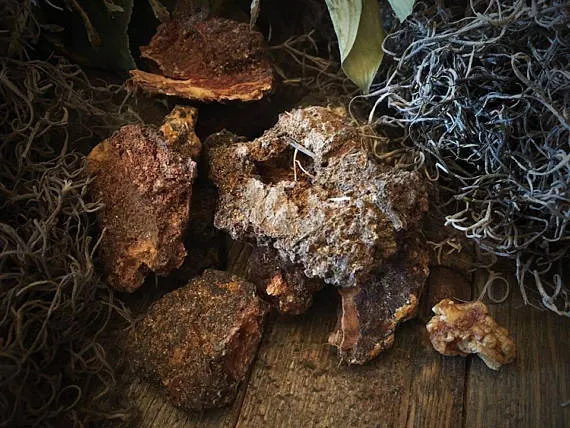 Thorn & Moon Pure Sweet Myrrh Resin Incense